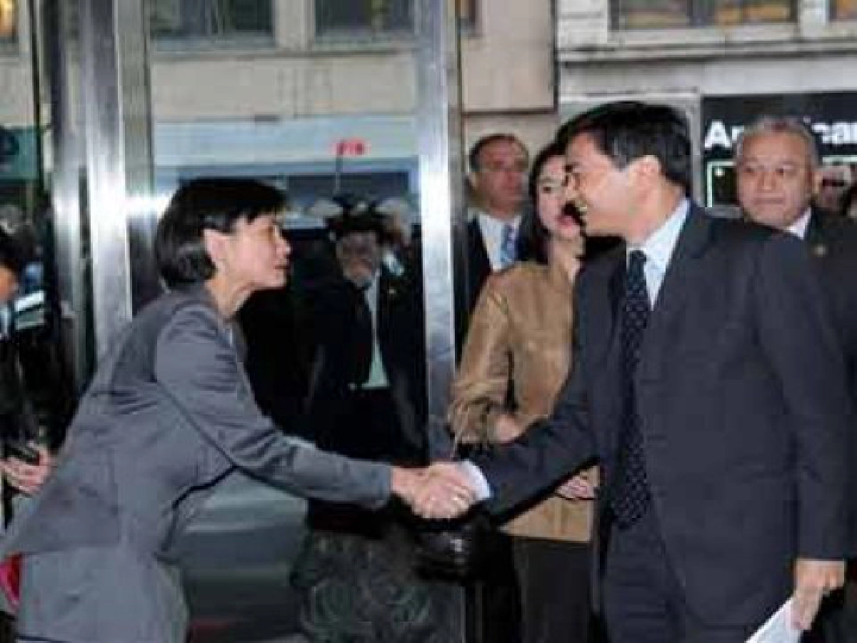 อภิสิทธิ์มั่นใจนักลงทุนสหรัฐเห็นศักยภาพไทย อภิสิทธิ์มั่นใจนักลงทุนสหรัฐเห็นศักยภาพไทย