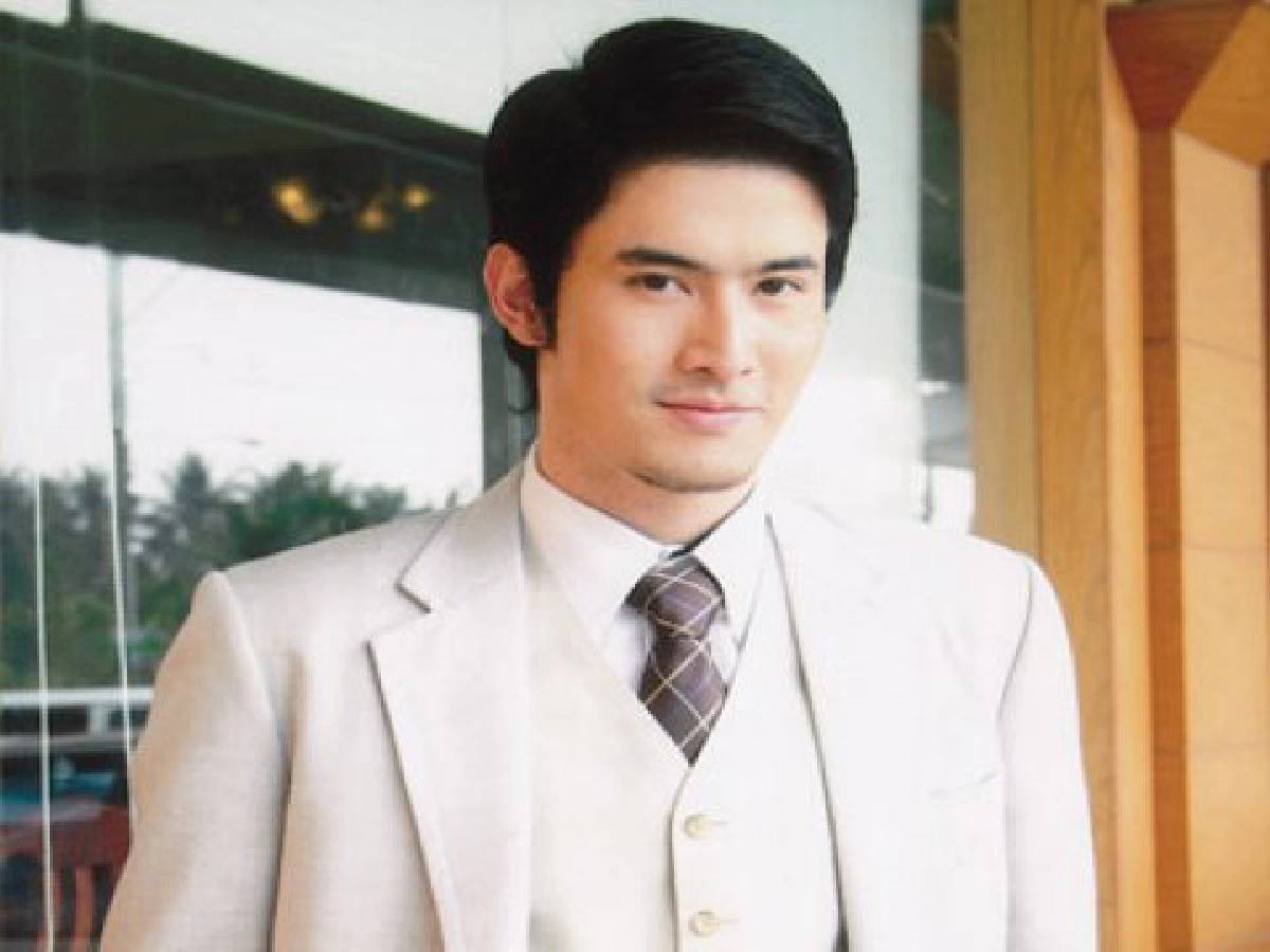 เสิร์ฟข่าวเม้าท์แตก (พุธที่ 23 ก.ย.52)

