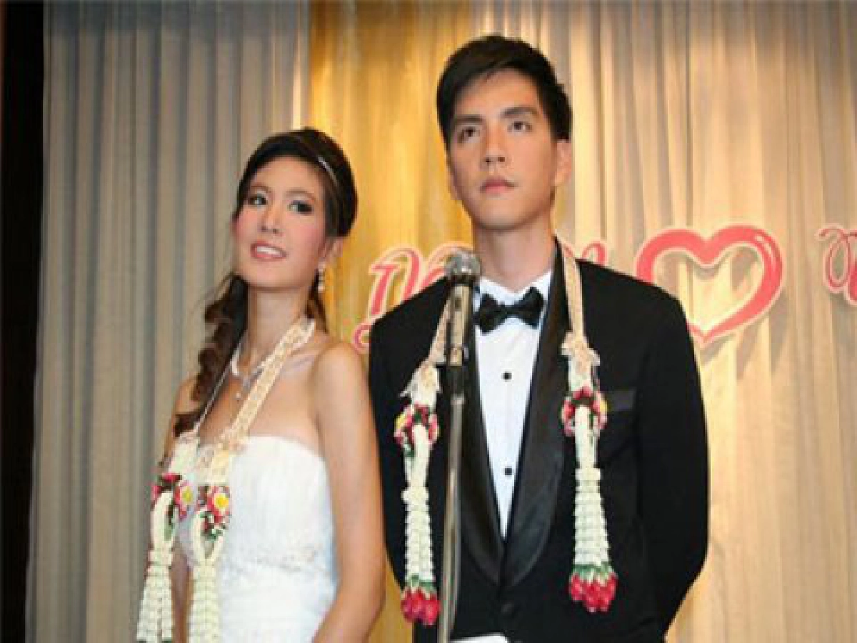 ปู ป่วน ล้มงานแต่ง นิว-ฝ้าย
ปู ป่วน ล้มงานแต่ง นิว-ฝ้าย