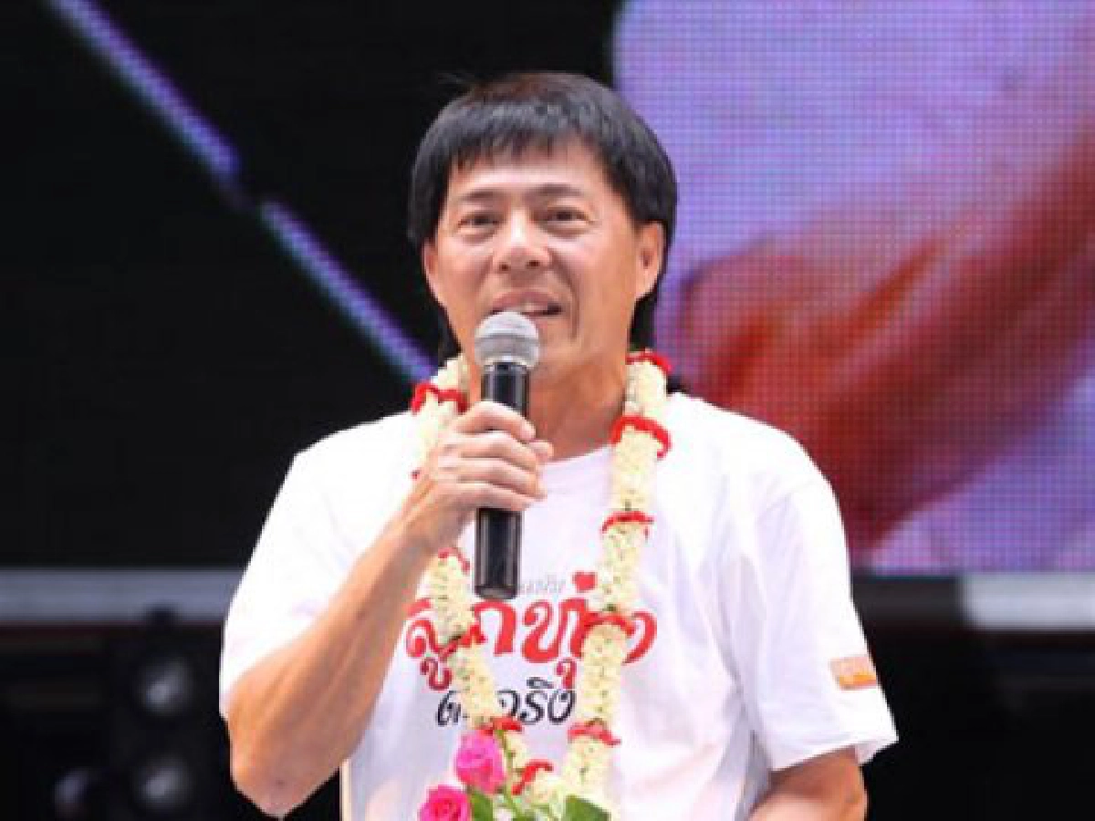แซ่ดทะลุทุ่ง (ศุกร์ที่ 25 ก.ย.52)
แซ่ดทะลุทุ่ง (ศุกร์ที่ 25 ก.ย.52)