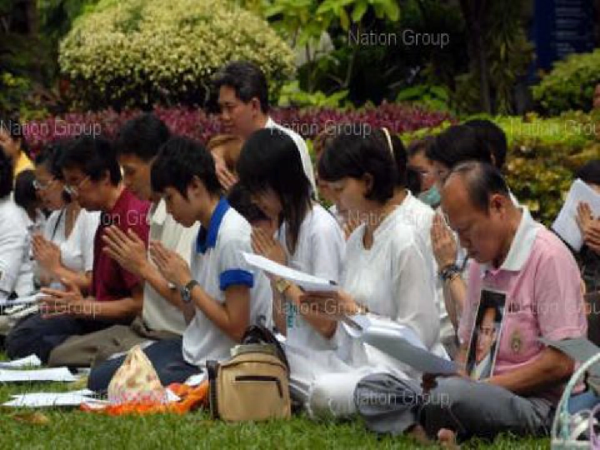 ในหลวงพระอาการทั่วไปดีเสวยได้มากขึ้น ในหลวงพระอาการทั่วไปดีเสวยได้มากขึ้น