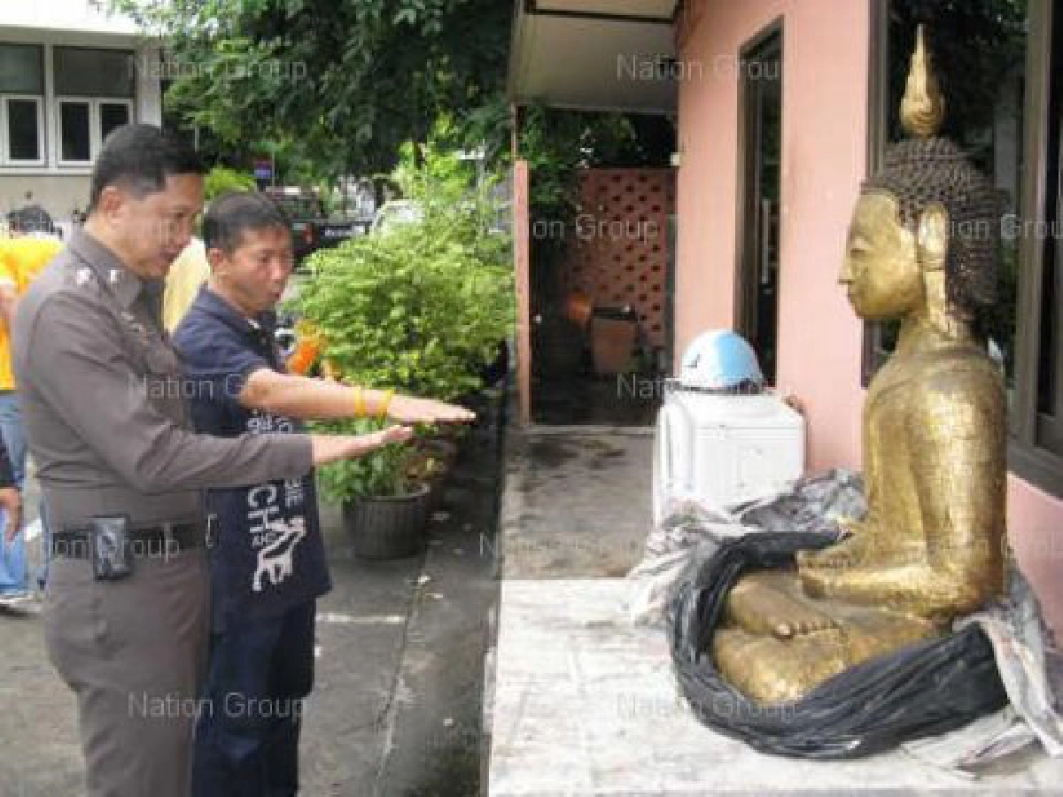พบแล้วหลวงปู่นิลโจรทิ้งริมรั้วก.เกษตร พบแล้วหลวงปู่นิลโจรทิ้งริมรั้วก.เกษตร