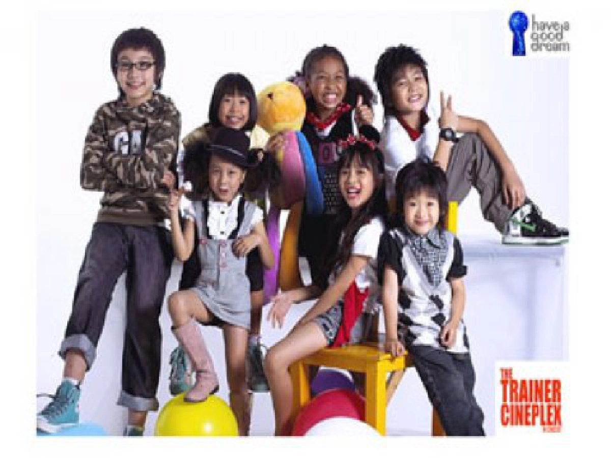 "หนุ่ม" ปั้นฝันให้คุณหนูอีกครั้ง
ใน "เดอะ เทรนเนอร์ ซีนีเพล็กซ์ คอนเสิร์ต"

