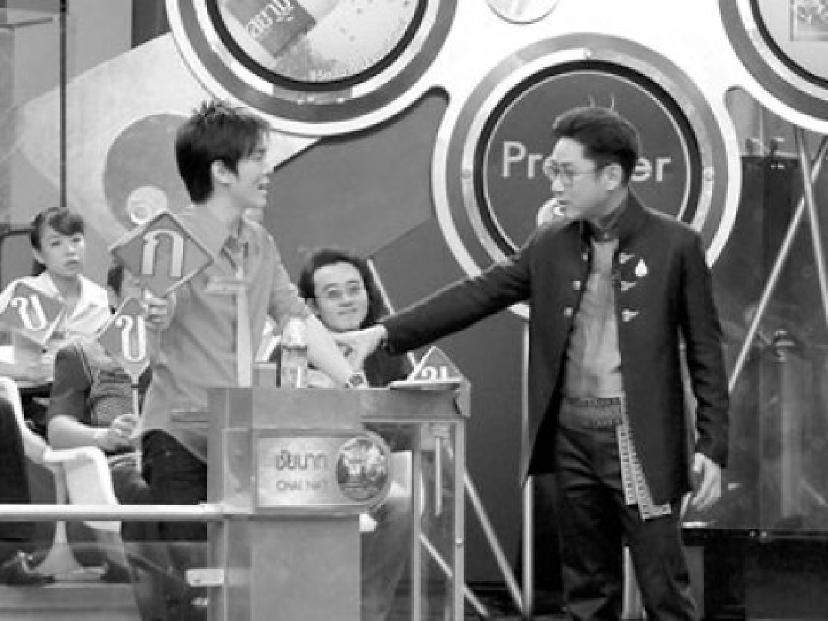 อังคารที่ 6 ตุลาคม 2552
อังคารที่ 6 ตุลาคม 2552