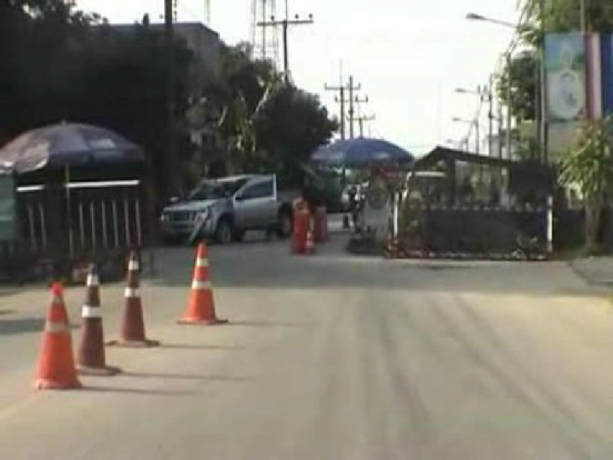 คนร้ายซุกบึ้มใต้ท้องรถทหารสาหัส2