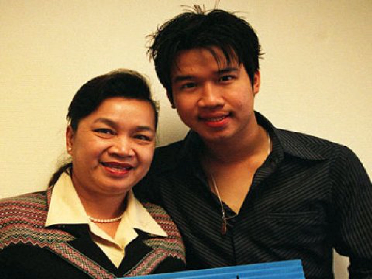 ล้วงตับการเมืองประจำวันที่15ต.ค. ล้วงตับการเมืองประจำวันที่15ต.ค.