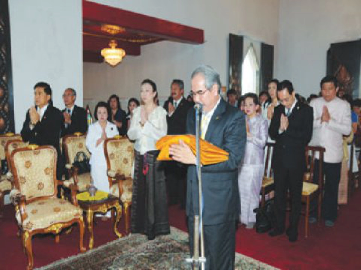 แสวงบุญ 'พุทธภูมิ'
ไม่ยากอย่างที่คาด ไม่ลำบากอย่างที่คิด
แสวงบุญ 'พุทธภูมิ'
ไม่ยากอย่างที่คาด ไม่ลำบากอย่างที่คิด