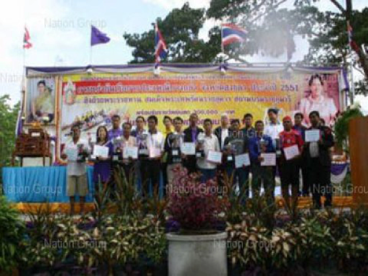 แข่งเรือยาวประเพณีที่บางกล่ำ
พลิกฟื้นวัฒนธรรมแห่งสายน้ำ

