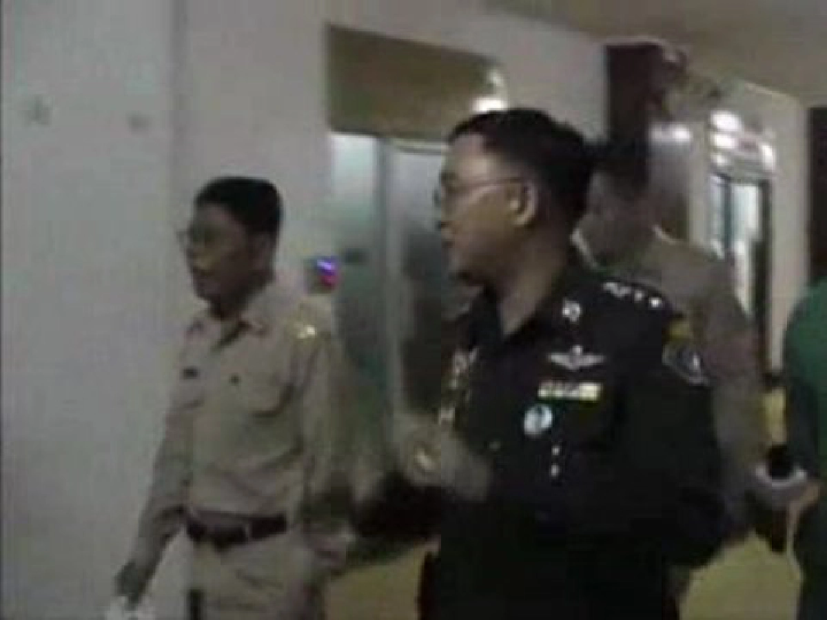 ร้องป.สอบพนง.รถไฟหยุดวิ่งสูญ10ล้านต่อวัน ร้องป.สอบพนง.รถไฟหยุดวิ่งสูญ10ล้านต่อวัน