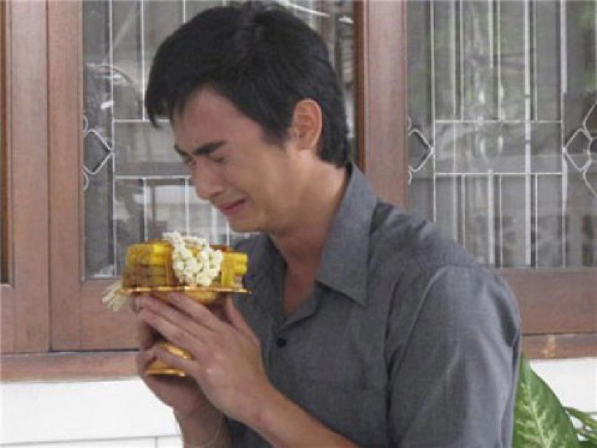 แป้ง เหี้ยม !!
ไม่อโหสิกรรมให้ ปูไข่ บวช
แป้ง เหี้ยม !!
ไม่อโหสิกรรมให้ ปูไข่ บวช