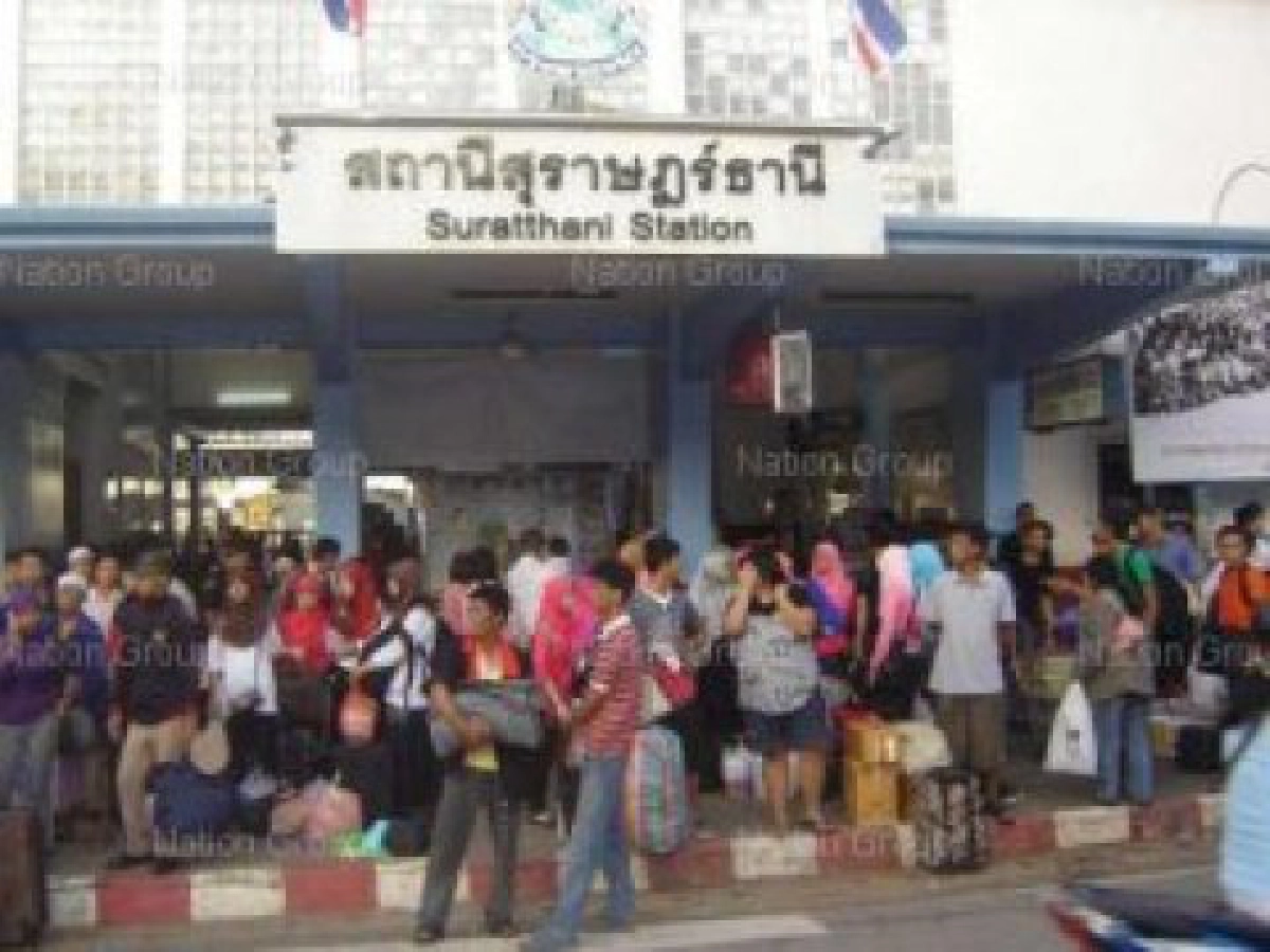 รายการคมชัดลึก-ปรับปรุงรถปฏิรูปคน ร.ฟ.ท.?" 