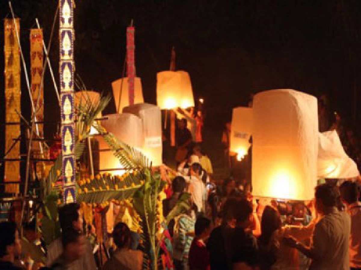 เพ็ญเดือนสิบสอง เทศกาลฉลองสายน้ำ
เพ็ญเดือนสิบสอง เทศกาลฉลองสายน้ำ