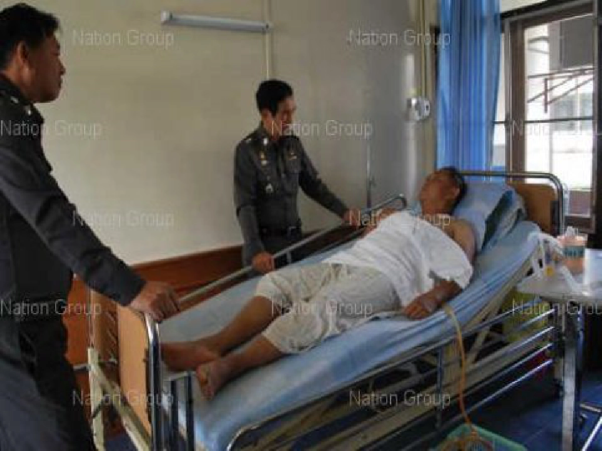ตร.มีสติคนร้ายสปาต้าแทงทะลุปอดจับได้ ตร.มีสติคนร้ายสปาต้าแทงทะลุปอดจับได้