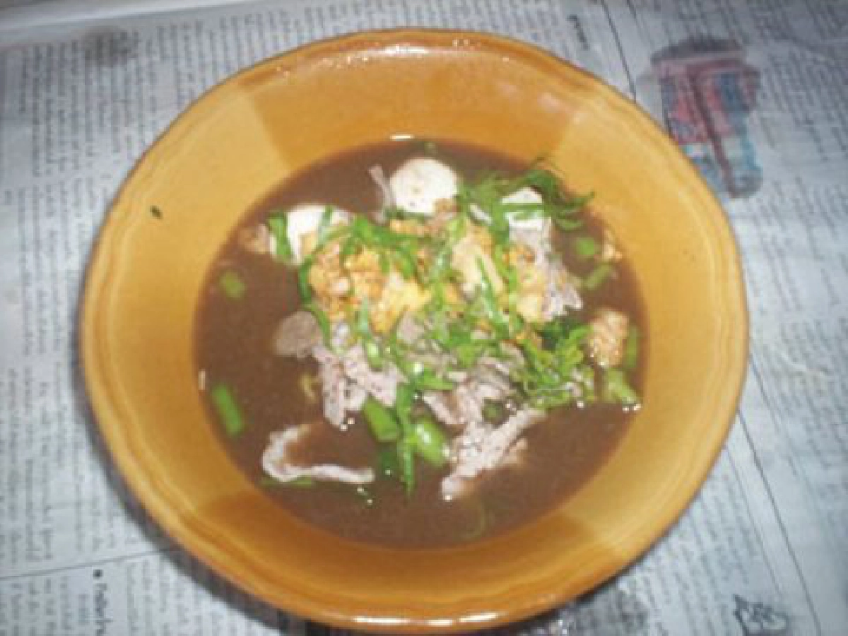 เจียดเวลาว่างขายก๋วยเตี๋ยวเรือ
ยึดทำเลติดริมถนนเพชรเกษม
เจียดเวลาว่างขายก๋วยเตี๋ยวเรือ
ยึดทำเลติดริมถนนเพชรเกษม