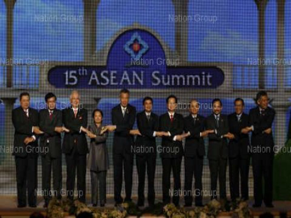 นักวิเคราะห์ชมไทยกู้หน้าคืนจัดเวทีอาเซียนราบรื่น นักวิเคราะห์ชมไทยกู้หน้าคืนจัดเวทีอาเซียนราบรื่น