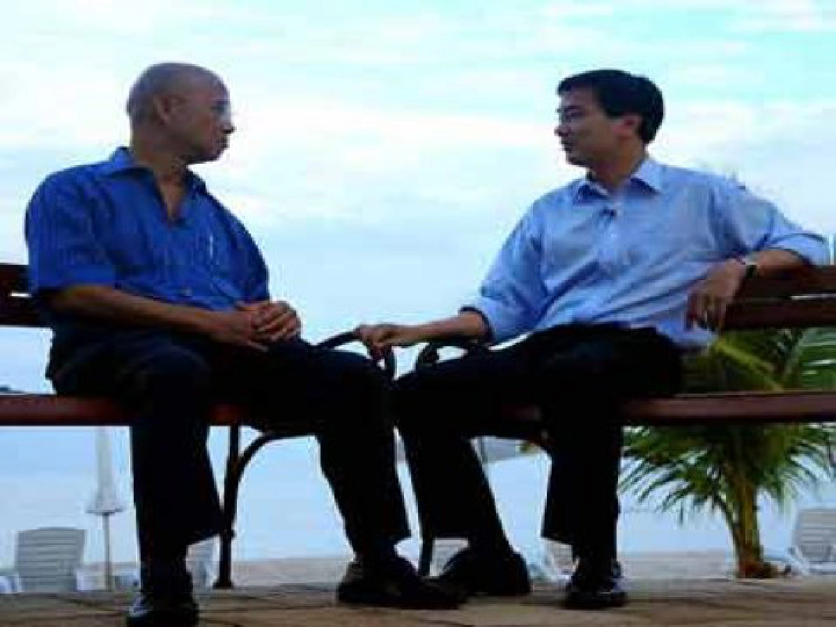 อภิสิทธิ์เชื่อประชามติเป็นข้อยุติดีของการแก้รธน. อภิสิทธิ์เชื่อประชามติเป็นข้อยุติดีของการแก้รธน.