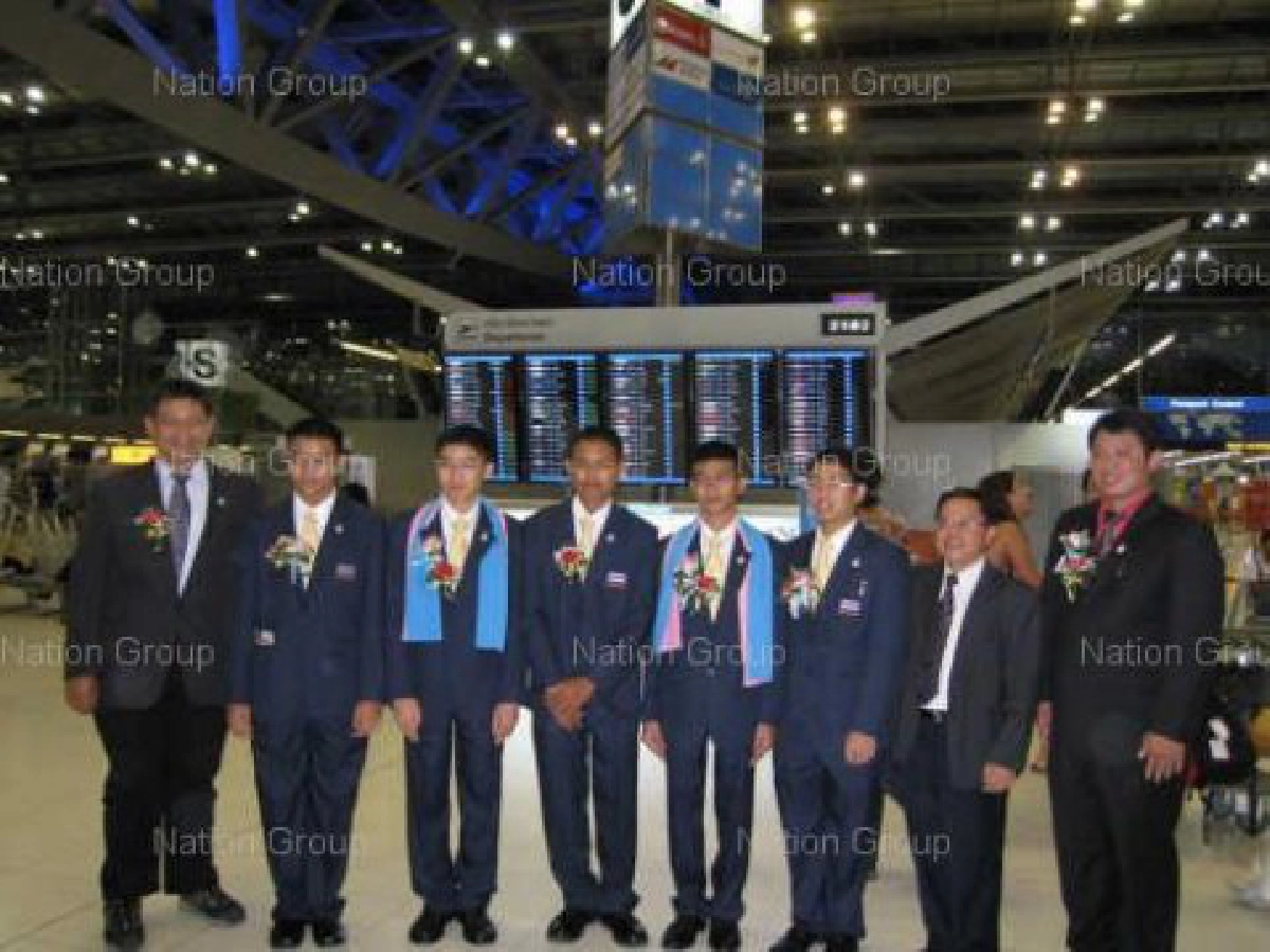 รายงาน-ตามเงา ทักษิณ รายงาน-ตามเงา ทักษิณ