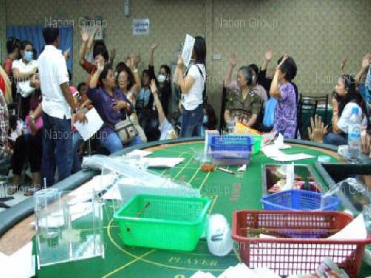 เด้ง10เสือบก.น.6เซ่นบ่อนเยาวราช 