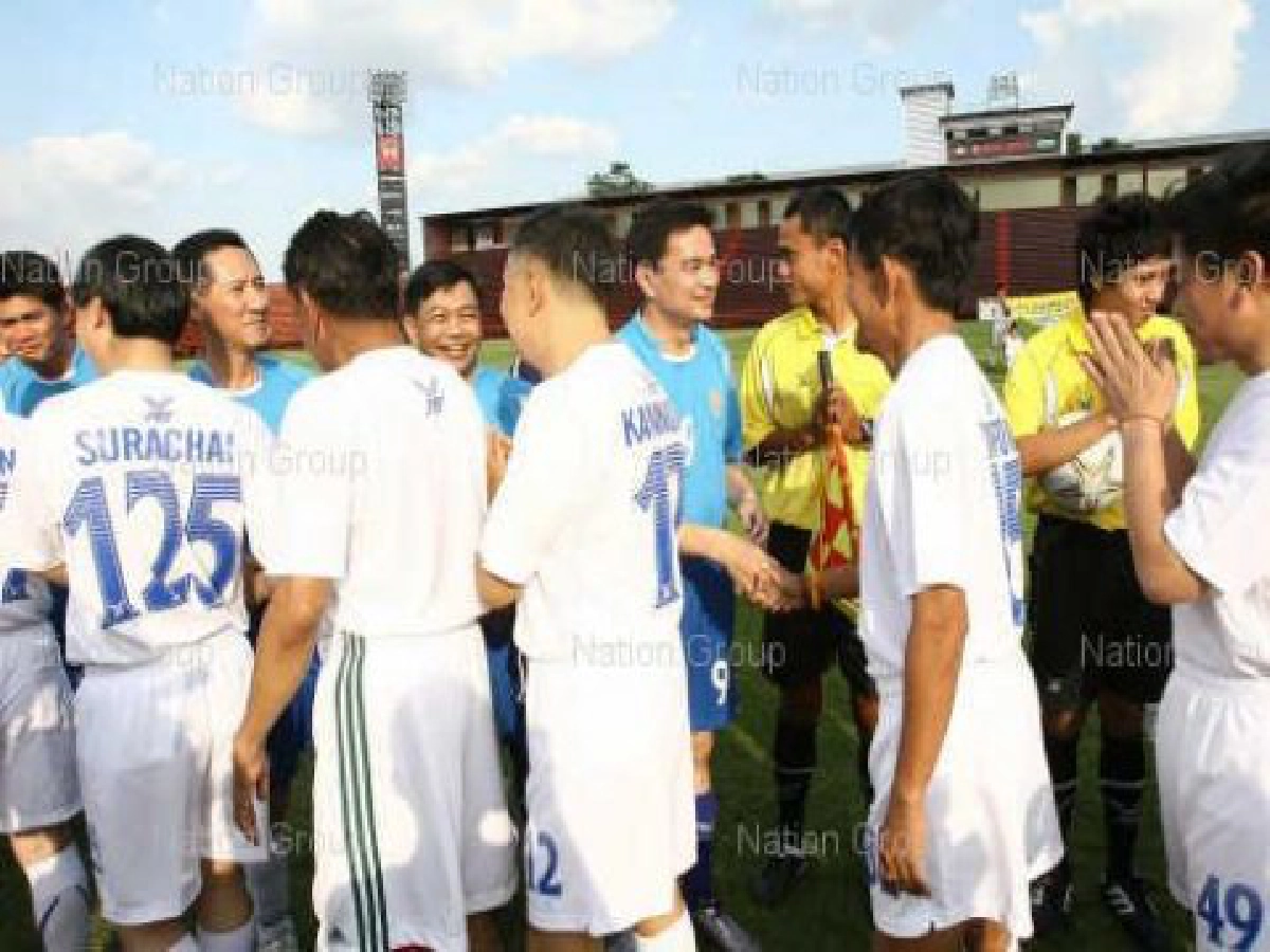 มาร์คเปรียบการเมืองเหมือนบอลเปลี่ยนตัวได้ตลอด มาร์คเปรียบการเมืองเหมือนบอลเปลี่ยนตัวได้ตลอด