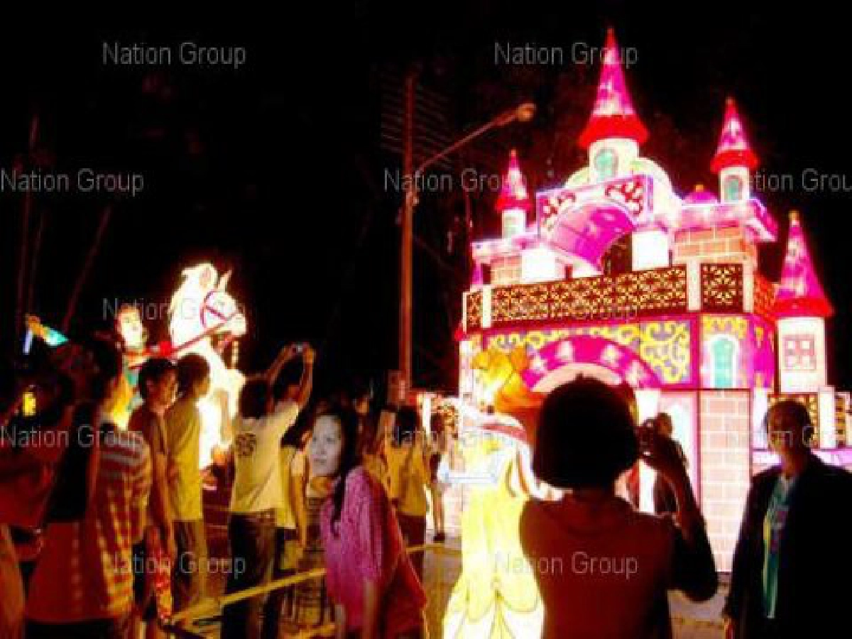 เทศกาลโคมไฟสีสันเมืองใต้สงขลาเริ่มแล้ว เทศกาลโคมไฟสีสันเมืองใต้สงขลาเริ่มแล้ว