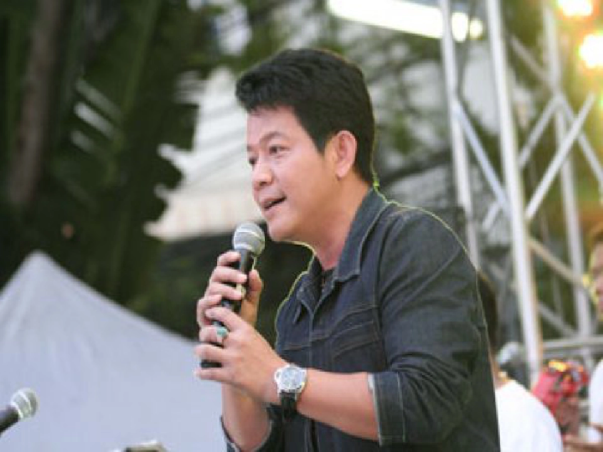 ดำรง เผยนาทีชีวิต
เวทีถล่มเฉียดตาย
ดำรง เผยนาทีชีวิต
เวทีถล่มเฉียดตาย