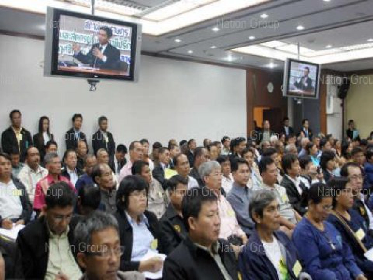 อภิสิทธิ์ประกาศดันสภาเกษตรกรเป็นวาระแห่งชาติ อภิสิทธิ์ประกาศดันสภาเกษตรกรเป็นวาระแห่งชาติ