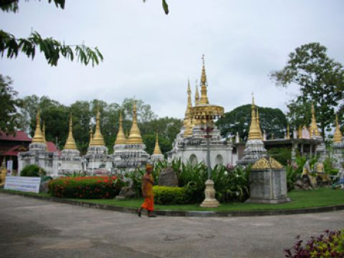 ศิลป์แห่งแผ่นดิน - วัดเจดีย์ซาวหลัง พระอารามหลวง
ศิลป์แห่งแผ่นดิน - วัดเจดีย์ซาวหลัง พระอารามหลวง