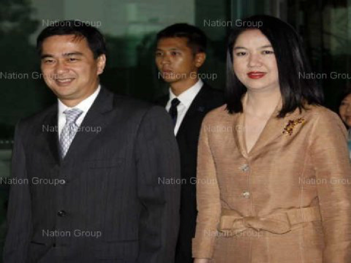 จี้ผู้นำอาเซียนแก้ข้อพิพาทไทย-เขมร จี้ผู้นำอาเซียนแก้ข้อพิพาทไทย-เขมร