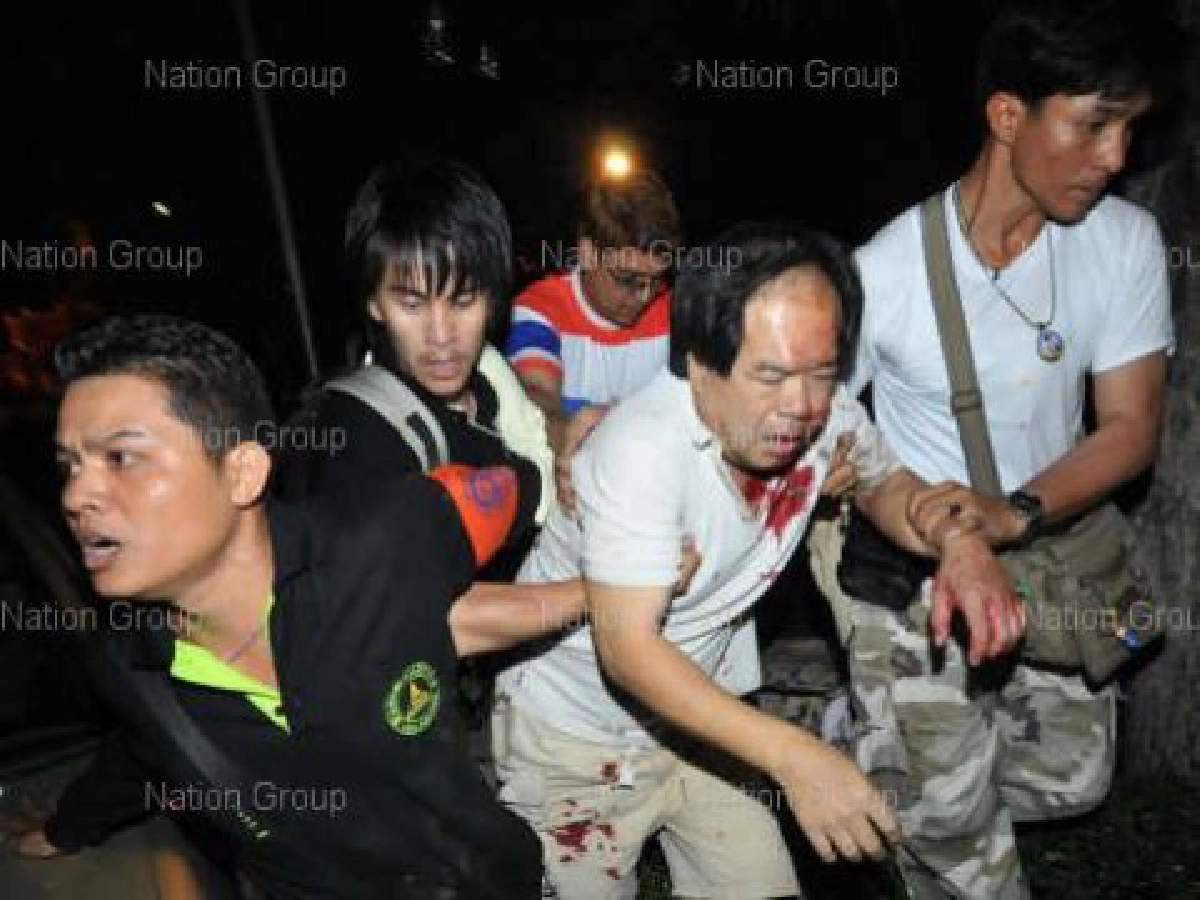 'ปทีป'เต้น-พบเอ็ม79บึ้มหลังเวทีพธม. 'ปทีป'เต้น-พบเอ็ม79บึ้มหลังเวทีพธม.