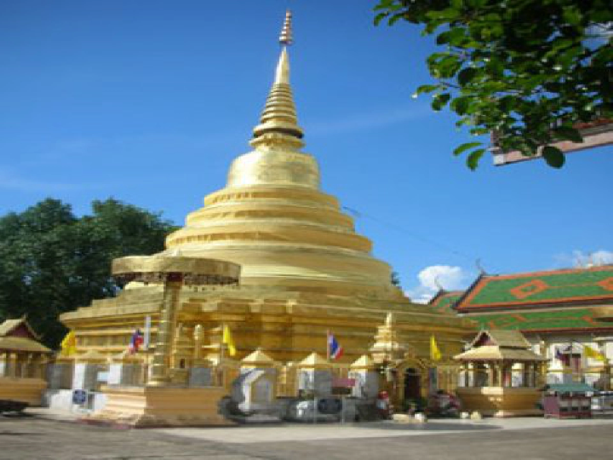ศิลป์แห่งแผ่นดิน - ไหว้พระธาตุเสด็จ
ศิลป์แห่งแผ่นดิน - ไหว้พระธาตุเสด็จ