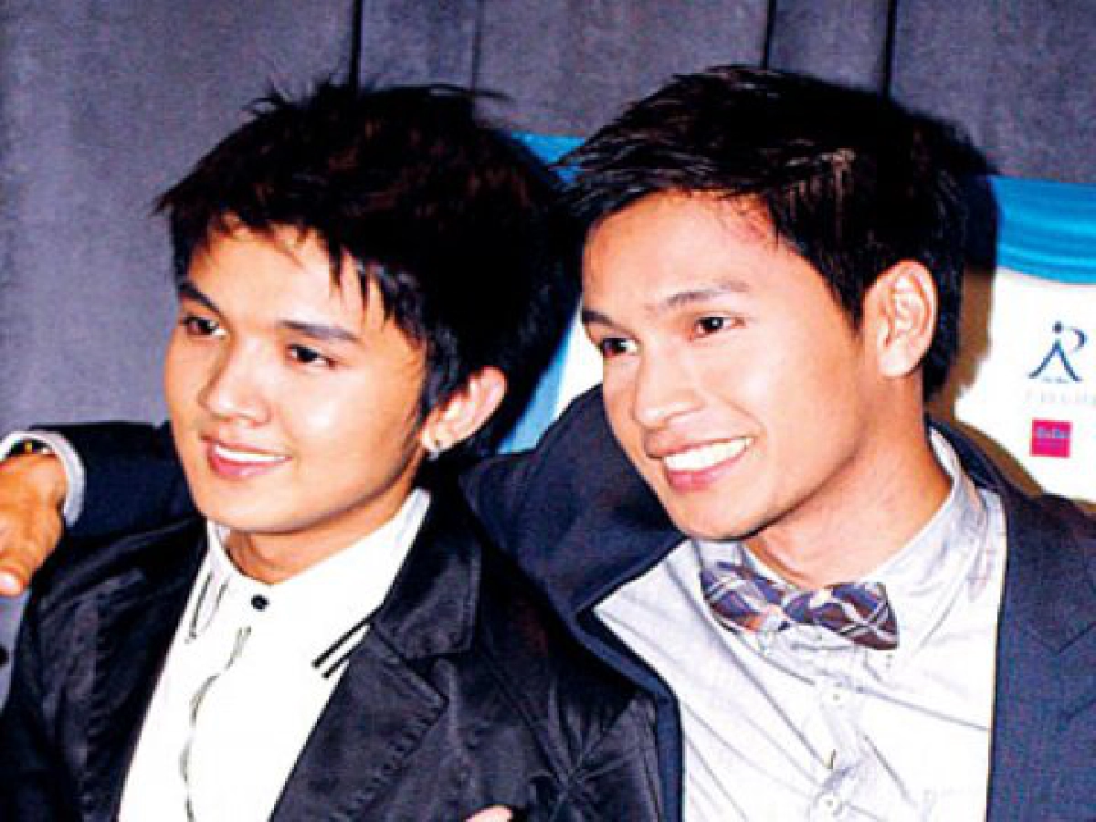 อุ้ยอ้ายไม่อ้อมแอ้ม - ชอบ พี่ฟลุค เดอะสตาร์ 
อยากให้คู่กับ โอ นอกจอ