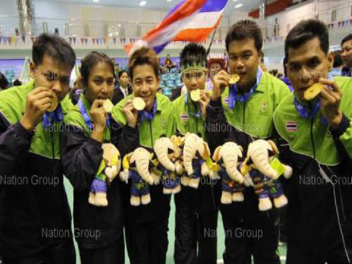 "บิ๊กจา"มั่นใจทัพไทยเจ้าทอง
"บิ๊กจา"มั่นใจทัพไทยเจ้าทอง