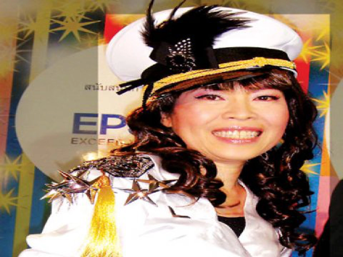 เครียดกว่างานเยอะ... เครียดกว่างานเยอะ...
