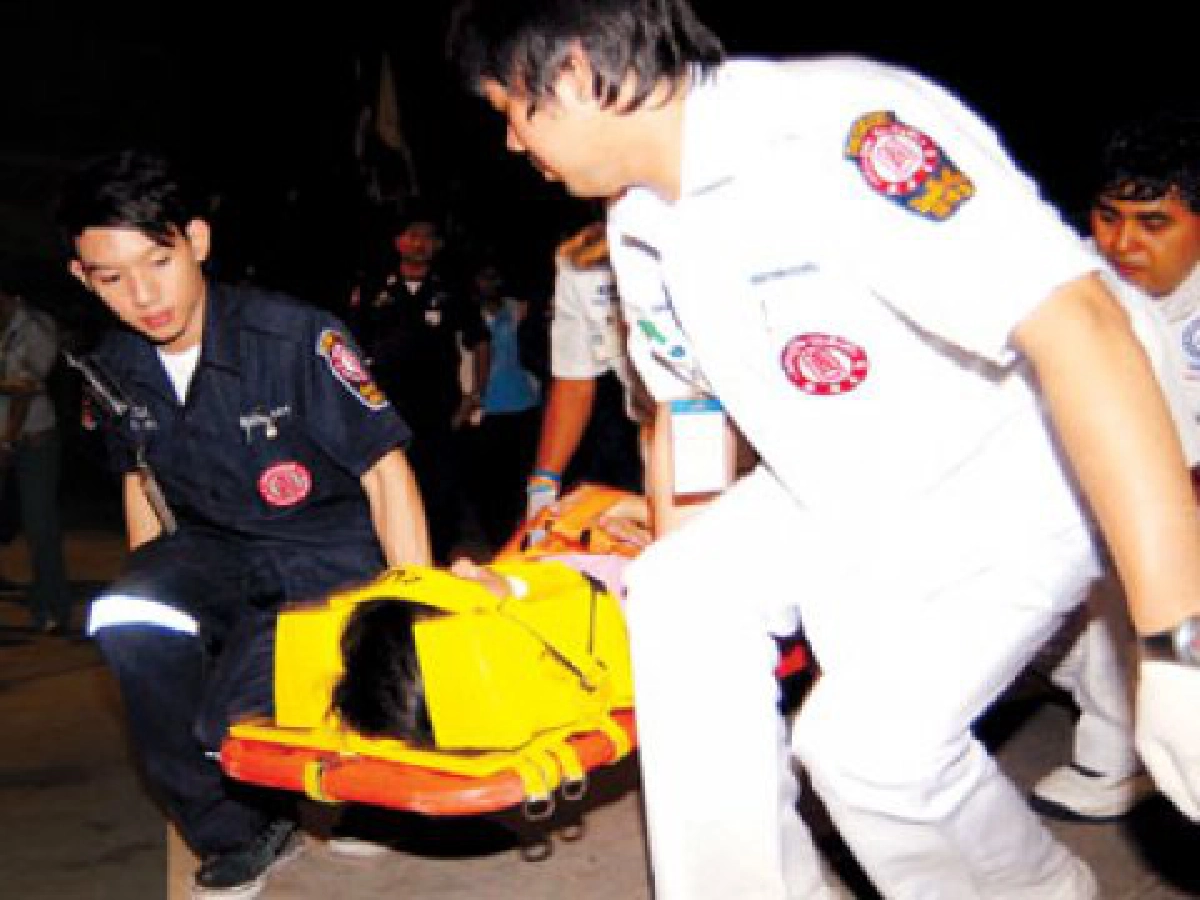 อาสาป่อเต็กตึ๊ง3104"ปลื้ม"สุรบถ หลีกภัย 
