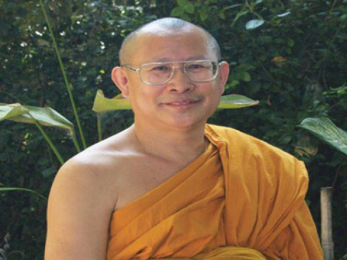 พึ่งตนพึ่งธรรม - "ธรรมะแคปซูล"กับ
พระครูสมุห์สุเทพ ชินวโร
พึ่งตนพึ่งธรรม - "ธรรมะแคปซูล"กับ
พระครูสมุห์สุเทพ ชินวโร