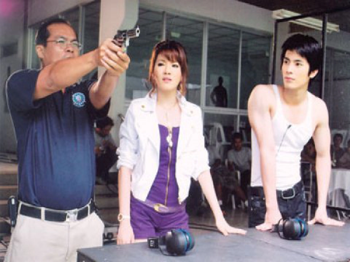 'สน'เสียฟอร์ม
'แกรนด์'จับปืนครั้งแรกแม่นกว่า 