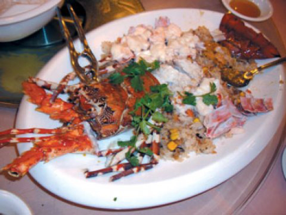 กุ้งมังกรผัดข้าวเหนียว กุ้งมังกรผัดข้าวเหนียว
