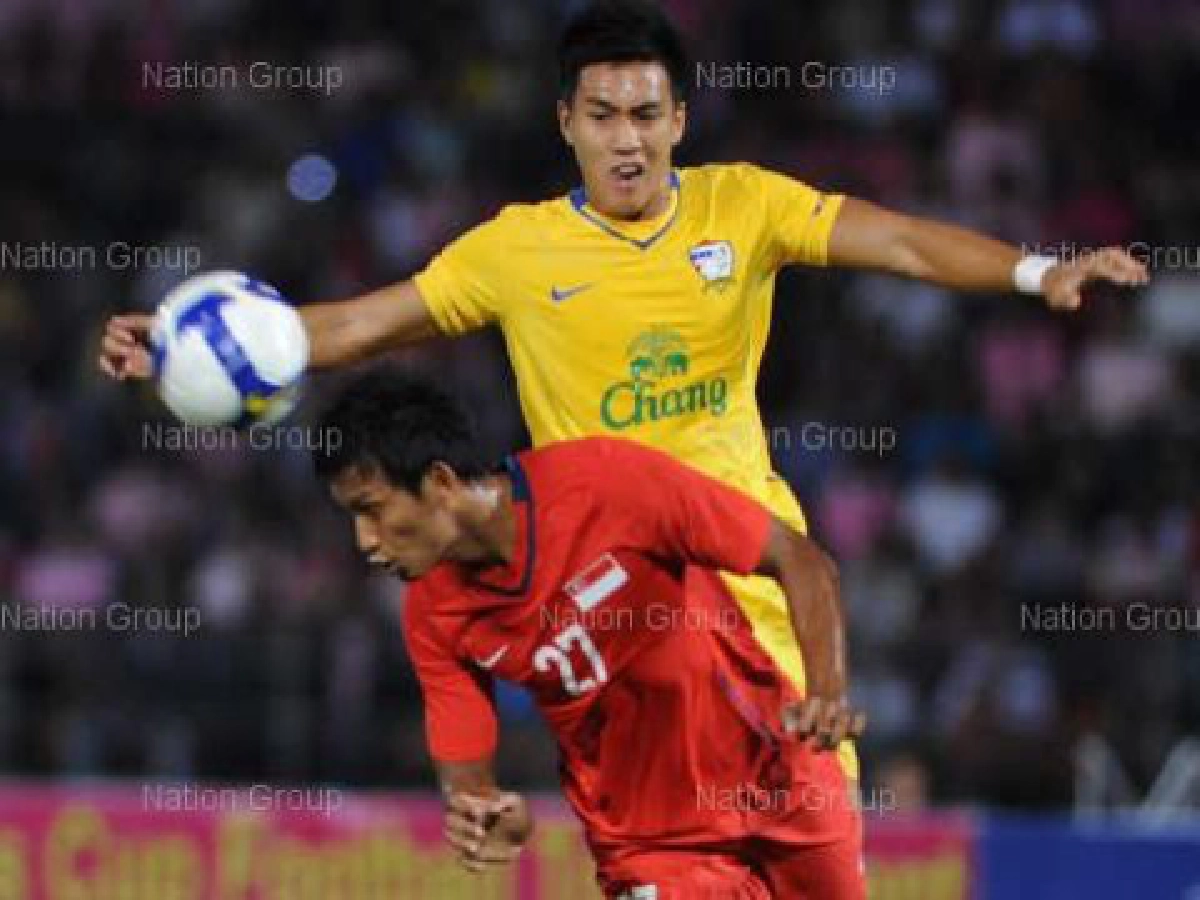 สุธีฟรีคิกฮีโร่ 
ไทยดับลอดช่อง
ลีซอโดนตะเพิด 
ร็อบโบ้ชูฟอร์มดี