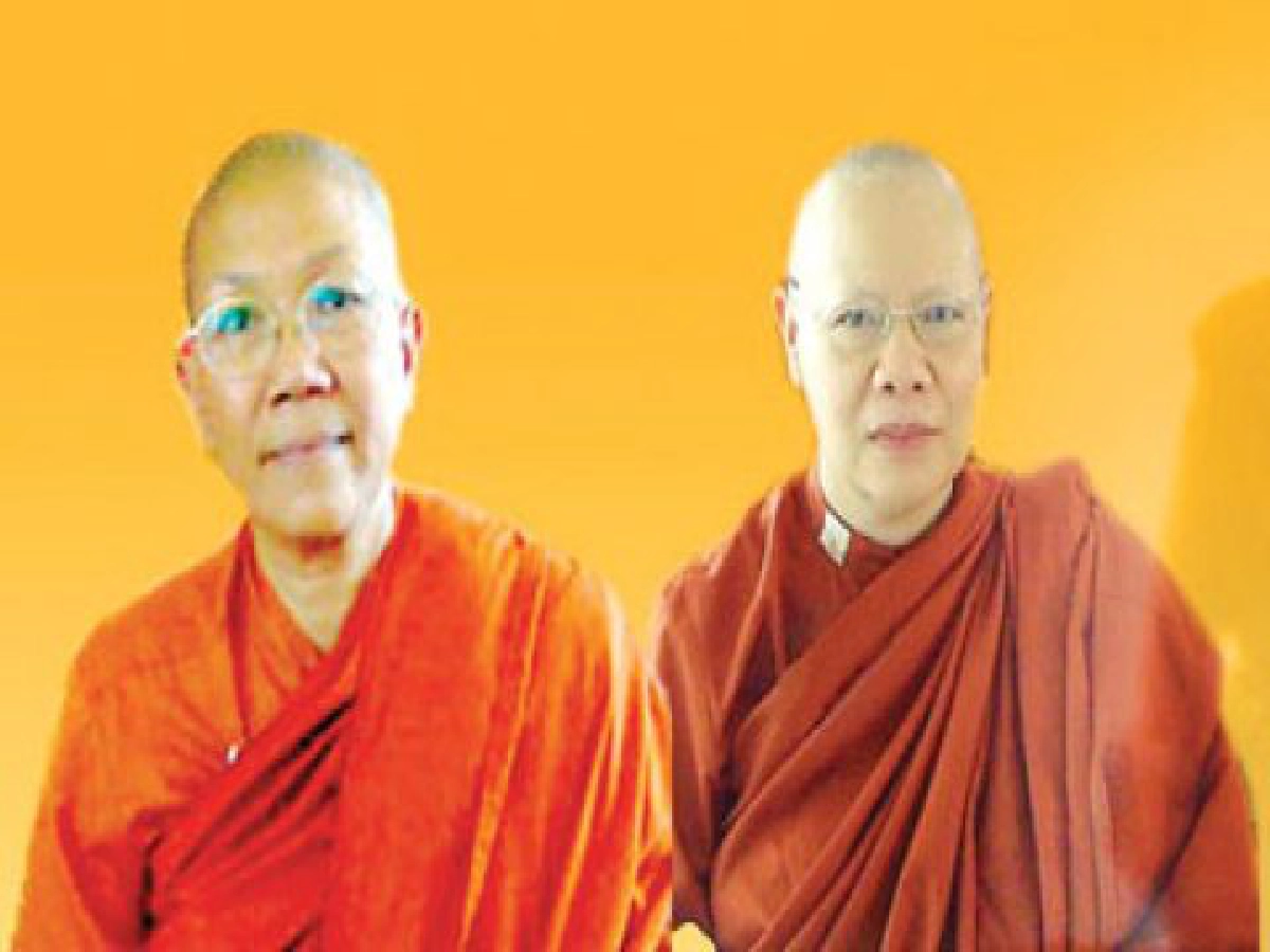 บรรพชา 'สามเณรี'
ครั้งแรกใน จ.พะเยา
บรรพชา 'สามเณรี'
ครั้งแรกใน จ.พะเยา