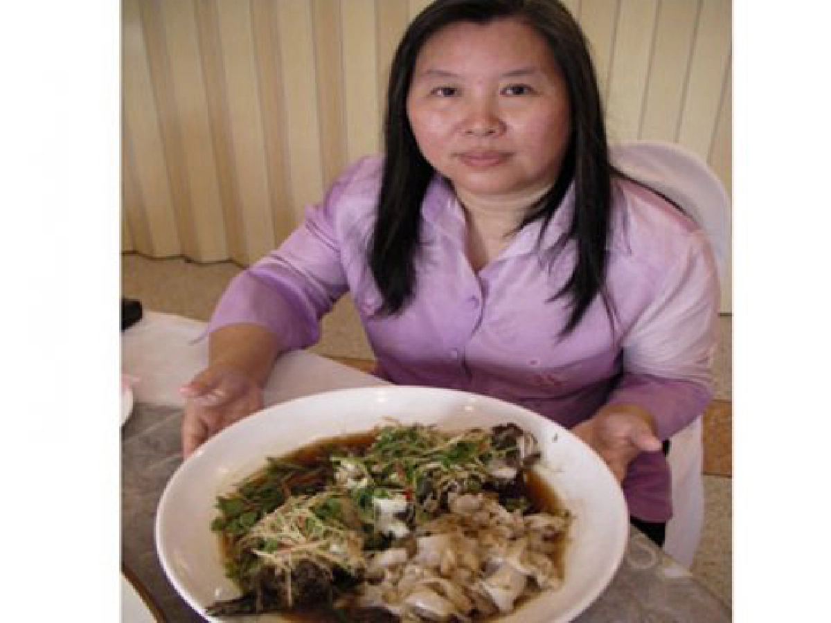 ปลาบู่นึ่งซีอิ๊วผัดก๋วยเตี๋ยว
ปลาบู่นึ่งซีอิ๊วผัดก๋วยเตี๋ยว