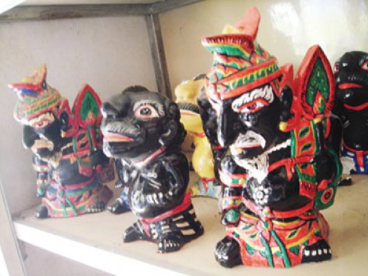ต่อยอดผลิตภัณฑ์ "หนังตะลุง"
ช่วยชุมชน-เจาะตลาดคนรุ่นใหม่ 