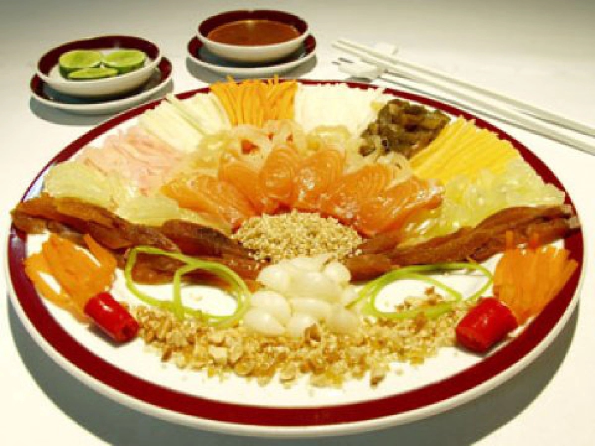 หยี่ซั้ง อาหารมงคล หยี่ซั้ง อาหารมงคล