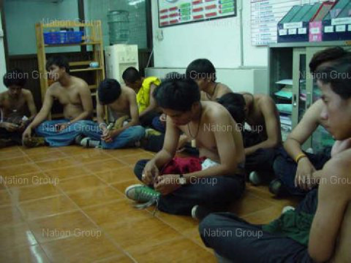 นร.เทคโนฯล่าอริปาบึ้มห้องฉุกเฉินรพ. นร.เทคโนฯล่าอริปาบึ้มห้องฉุกเฉินรพ.