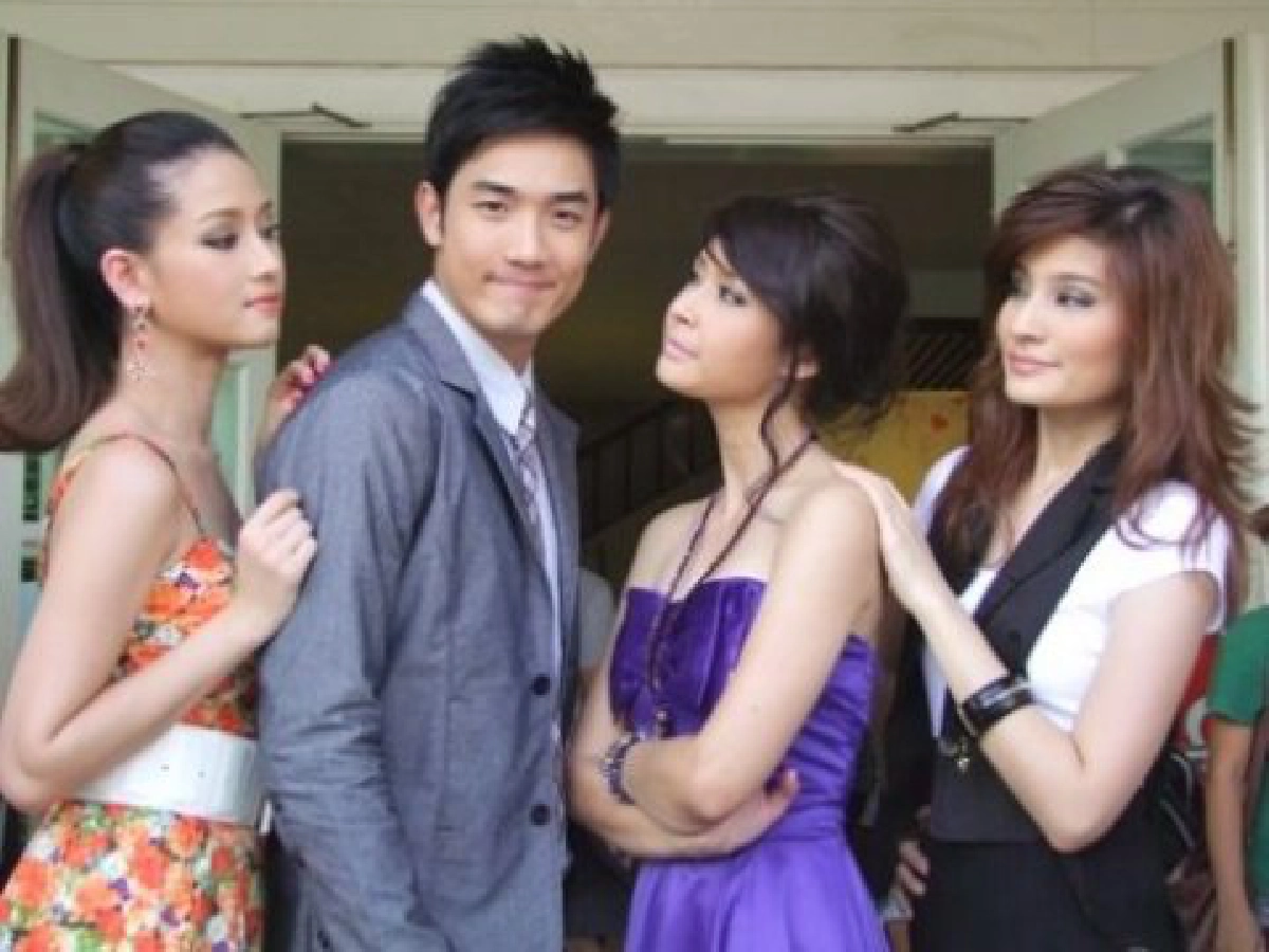 อ้วน"เหวอมะนาวโดดปล้ำในสูตรรักกับดักหัวใจ อ้วน"เหวอมะนาวโดดปล้ำในสูตรรักกับดักหัวใจ