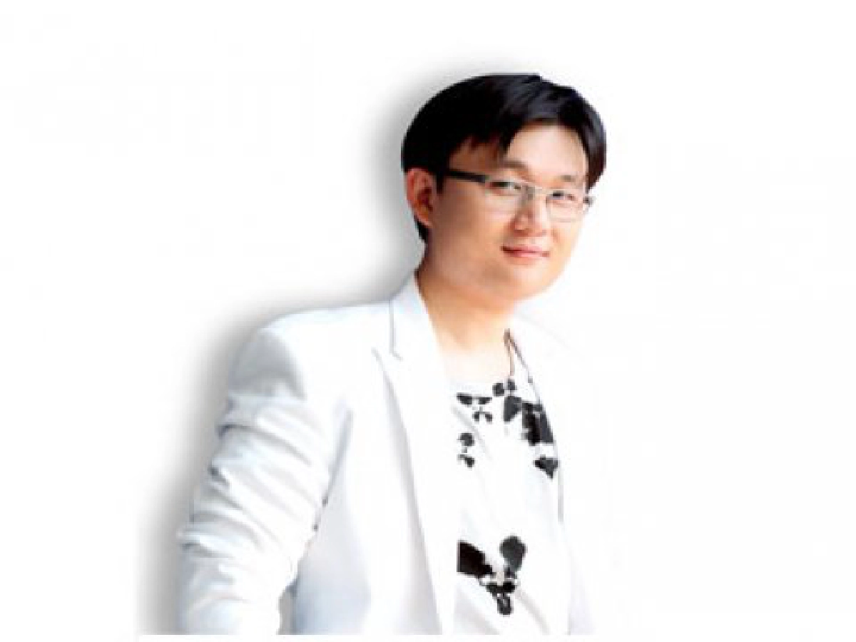 สกาย-ไฮ ยกเครื่องบริษัท
ขยายธุรกิจ เคเบิลทีวี-นิตยสาร
สกาย-ไฮ ยกเครื่องบริษัท
ขยายธุรกิจ เคเบิลทีวี-นิตยสาร