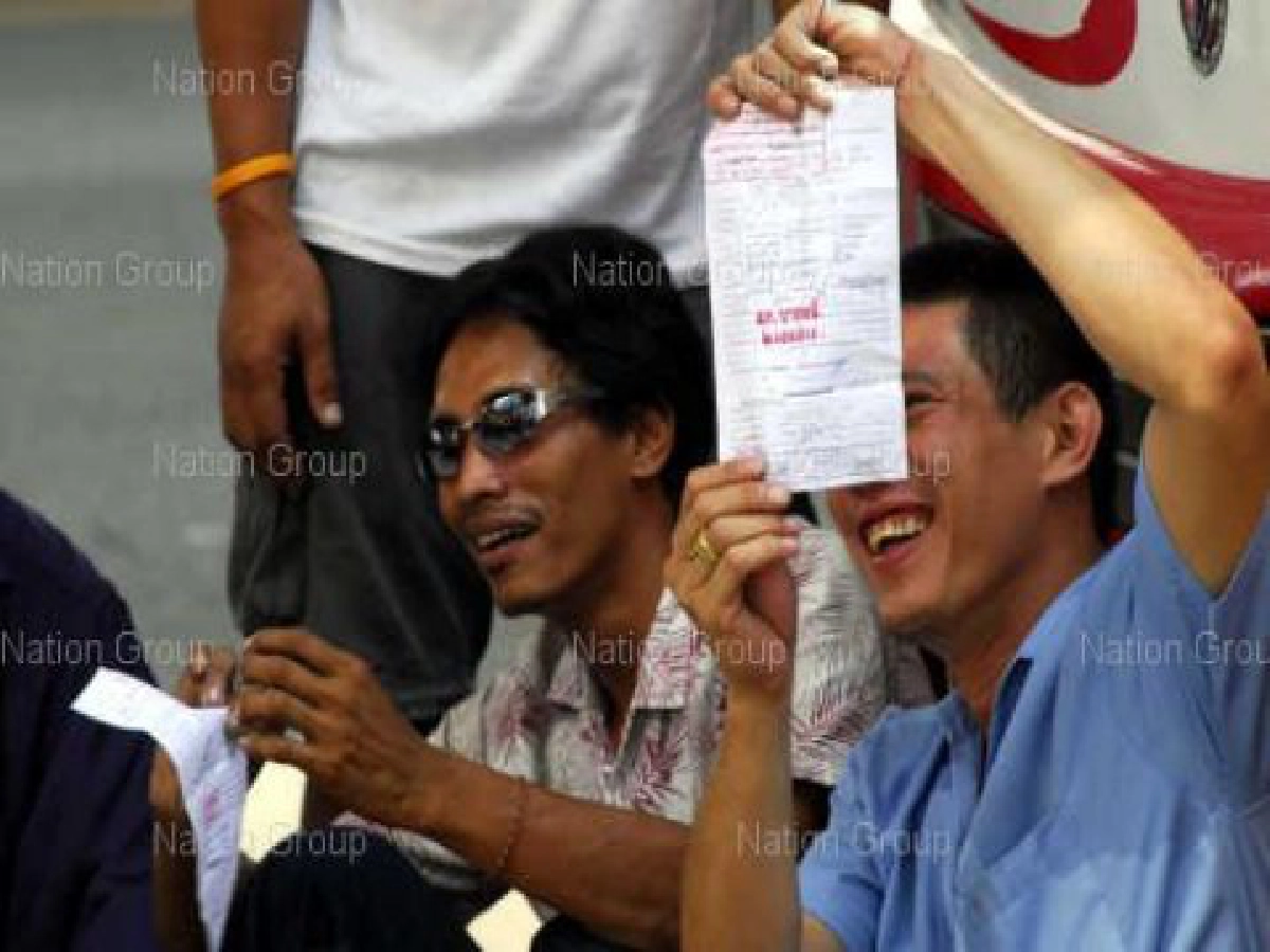 "ส่วยซ่อนรูป"ผลประโยชน์บนข้อกฎหมาย "ส่วยซ่อนรูป"ผลประโยชน์บนข้อกฎหมาย