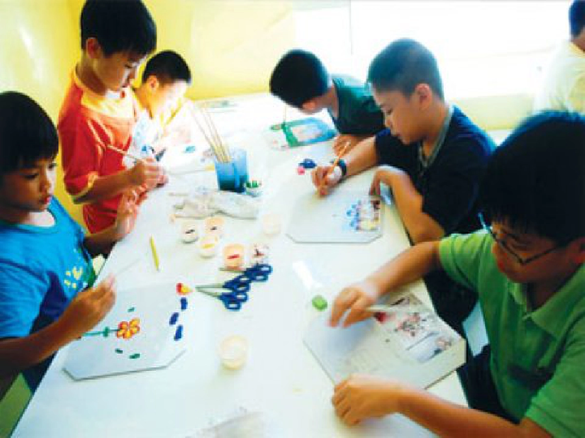 ธรรมะเกลาใจวัยใส
ธรรมะเกลาใจวัยใส