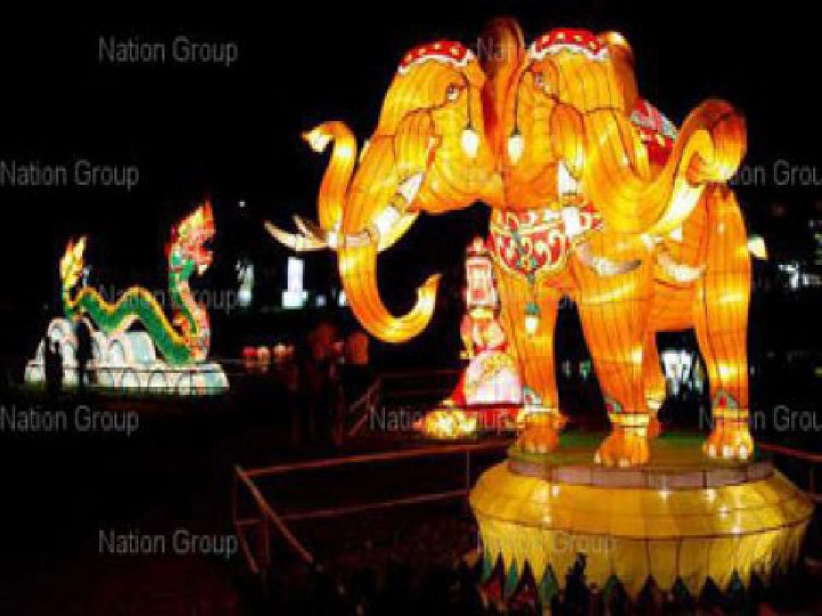สไลเดอร์น้ำแข็ง-สีสันโคมไฟนานาชาติ เรียกเสียงกรี๊ดของเด็ก 3 จว.แดนใต้
สไลเดอร์น้ำแข็ง-สีสันโคมไฟนานาชาติ เรียกเสียงกรี๊ดของเด็ก 3 จว.แดนใต้