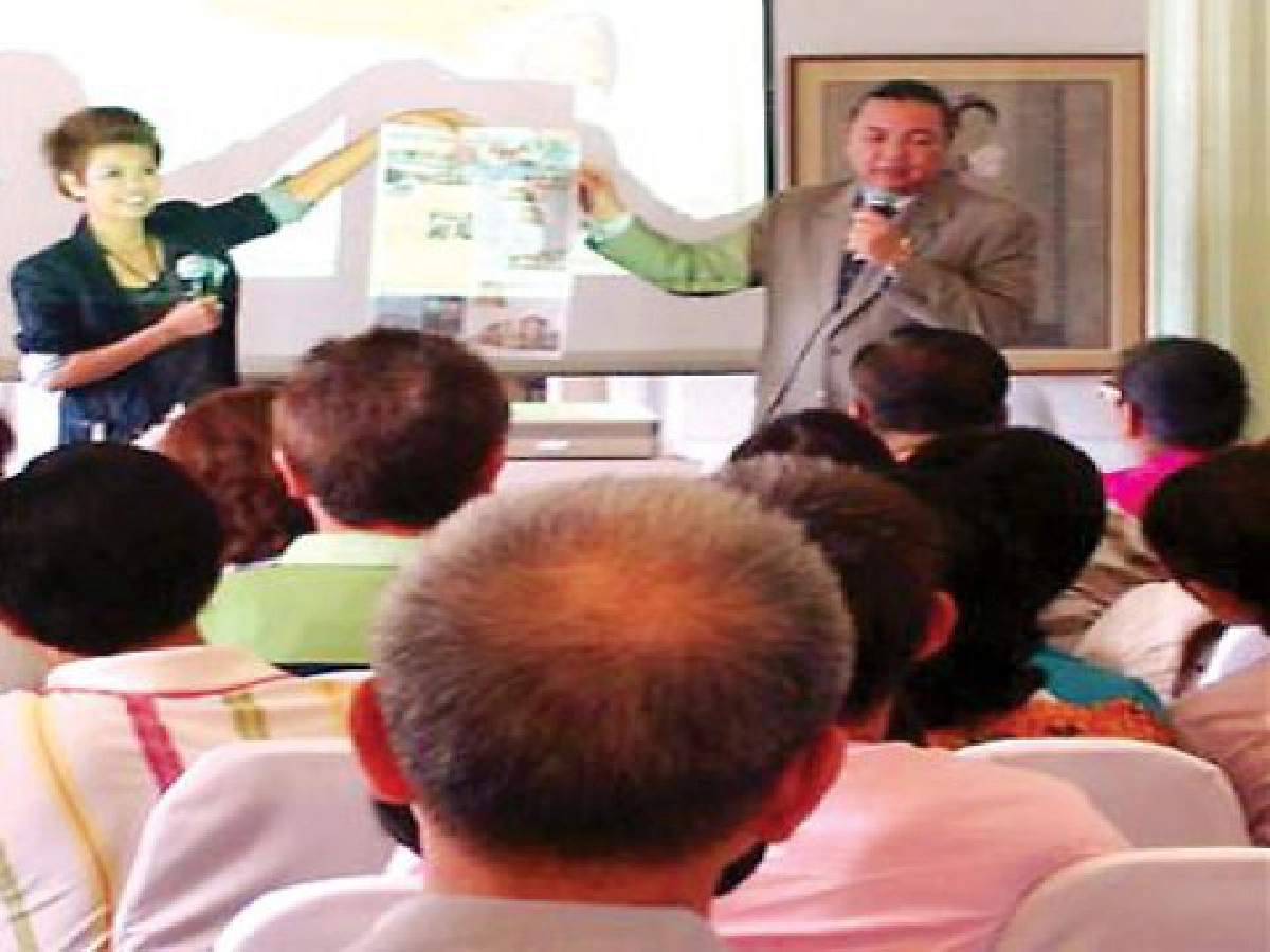 การบรรยายอพาร์ตเมนต์ไม่บานในหัวข้อ FUTURE TREND การบรรยายอพาร์ตเมนต์ไม่บานในหัวข้อ FUTURE TREND