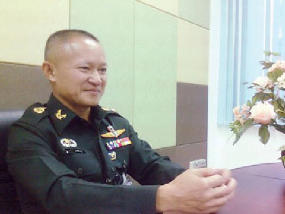 ผ่าภารกิจ"กองทัพไทย"ในดาร์ฟูร์!"รักษาสันติภาพก็เหมือนได้ซ้อมรบ" ผ่าภารกิจ"กองทัพไทย"ในดาร์ฟูร์!"รักษาสันติภาพก็เหมือนได้ซ้อมรบ"